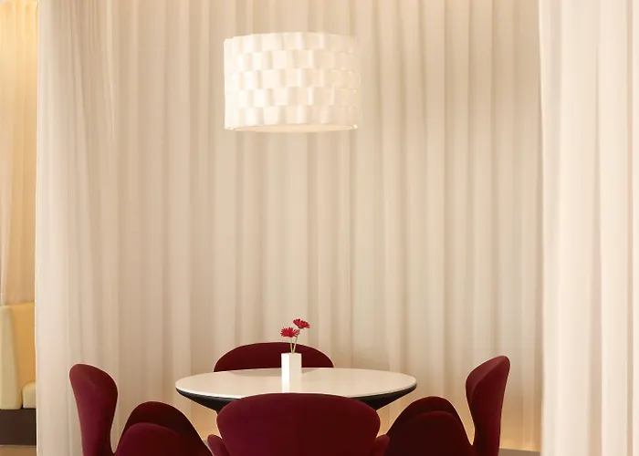 Hotel Nh Asoke 4*