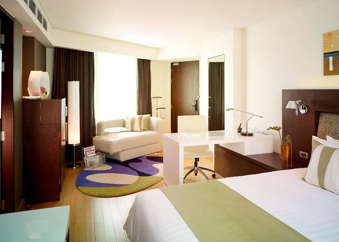 Hotel Nh Asoke 4*