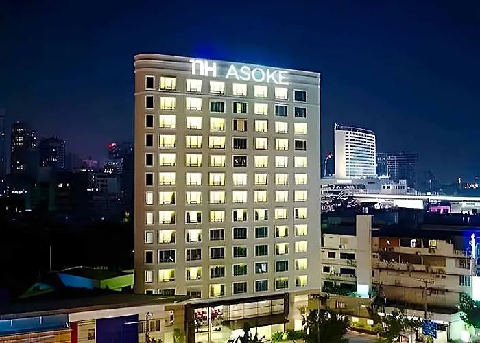 Nh Asoke Hotel 4*